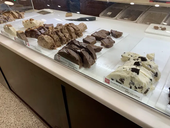 Kilwins Ice Cream - Chocolate - Fudge Picture 5
