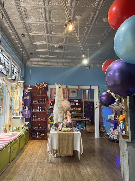 Fizzy Lifting Soda Pop Candy Shop Picture 9