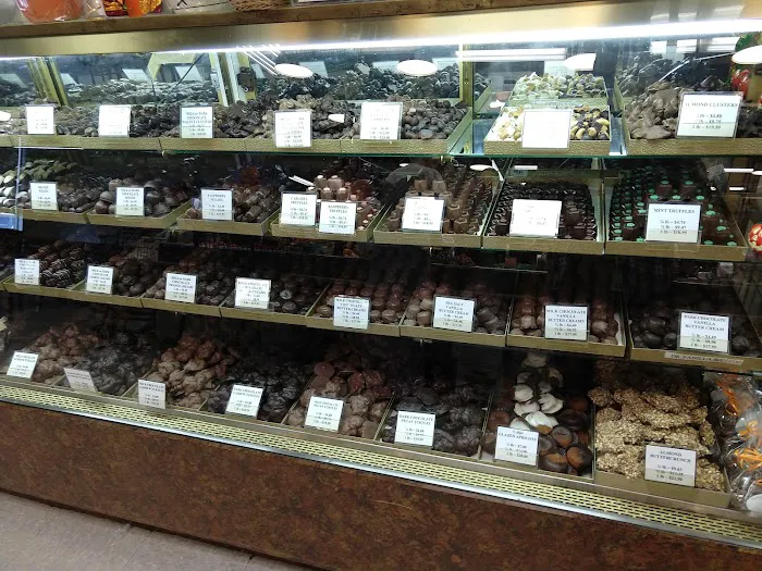 Nancy's Candy Corner Picture 2