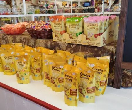 Kelly's Kandy & Nuts