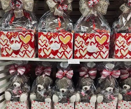 Lucas Candies
