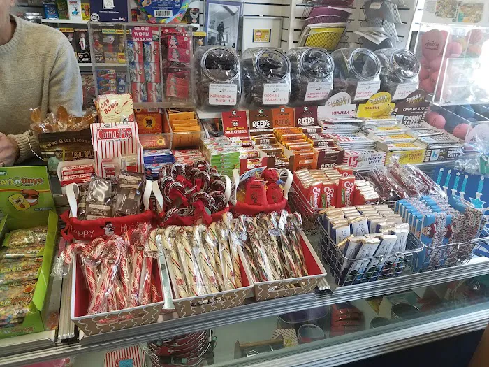 Bobb Howard's General Store & Auto Repair Picture 4