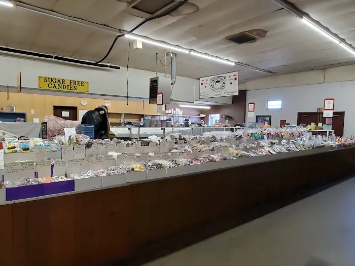 Smith's Candies Root's Market Picture 1