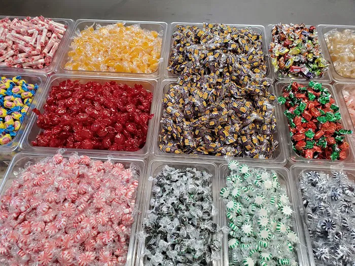 Smith's Candies Root's Market Picture 5