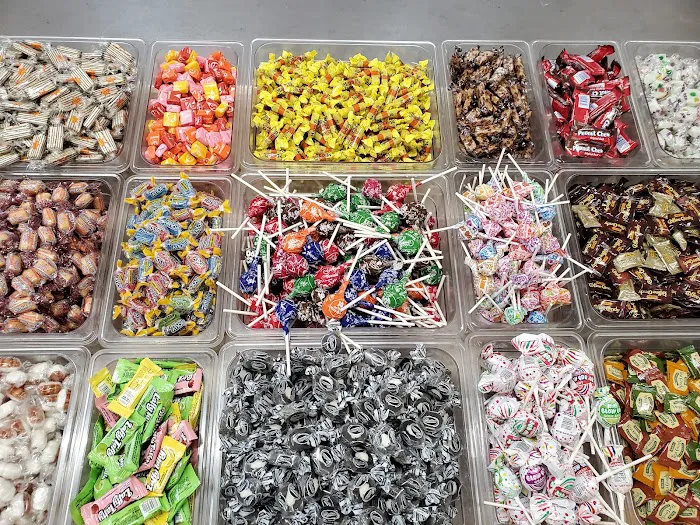 Smith's Candies Root's Market Picture 8