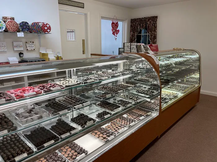 Spence Candies Picture 5