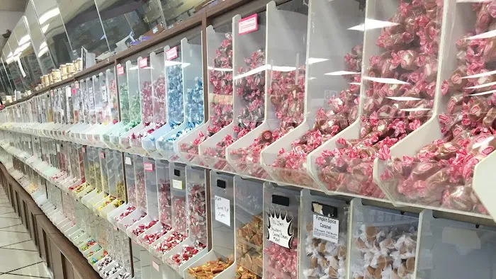 Edwards Nuts & Candy Co Picture 2