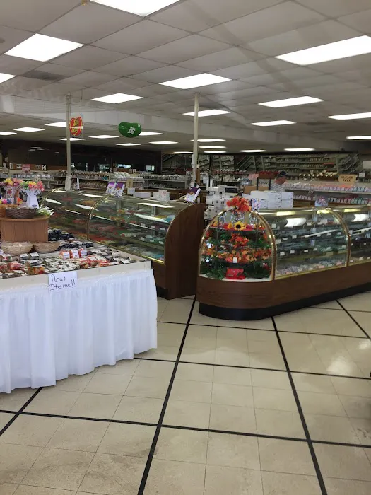 Edwards Nuts & Candy Co Picture 4
