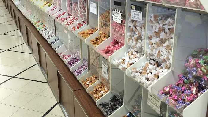 Edwards Nuts & Candy Co Picture 8