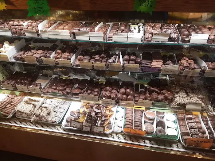 Litchfield Candy Company Picture 6