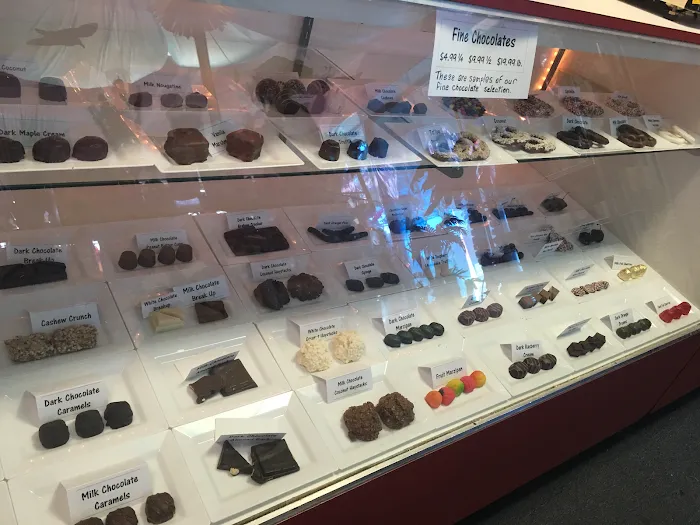 Ralph Rotten's Candy & Nut Shoppe Picture 7