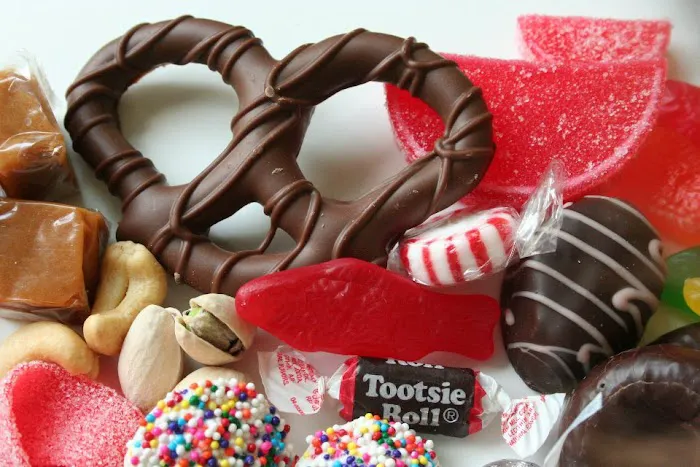 Ralph Rotten's Candy & Nut Shoppe Picture 8