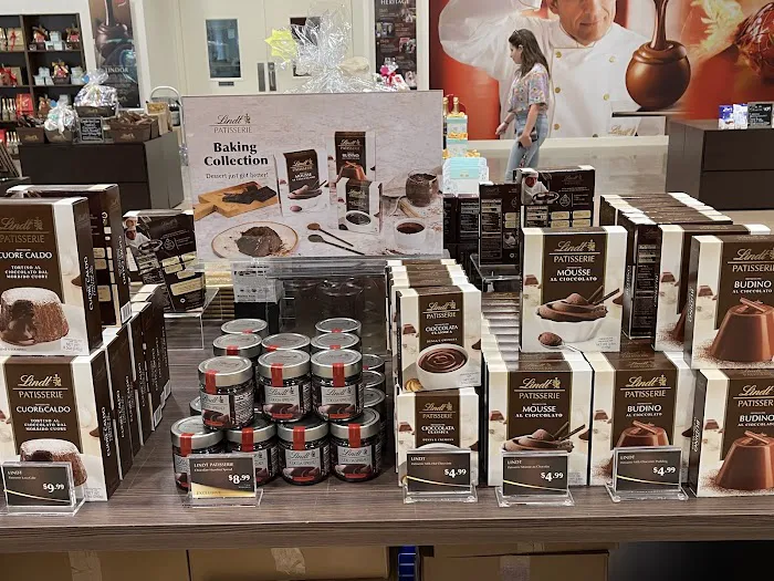 Lindt Chocolate Shop Picture 2