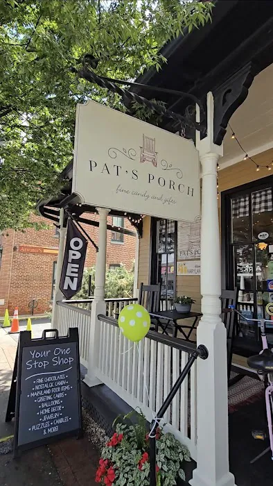 Pat's Porch Picture 4