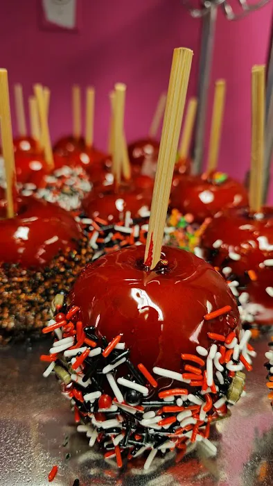 Main Street Sweets Picture 2