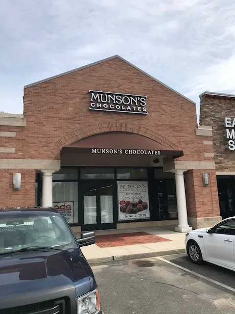Munson's Chocolates Picture 2