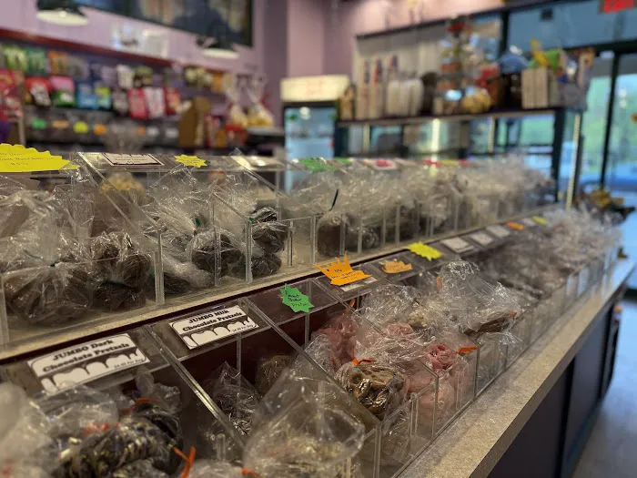Candy Works Picture 3