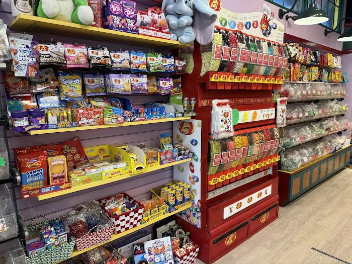 Candy Works Picture 8