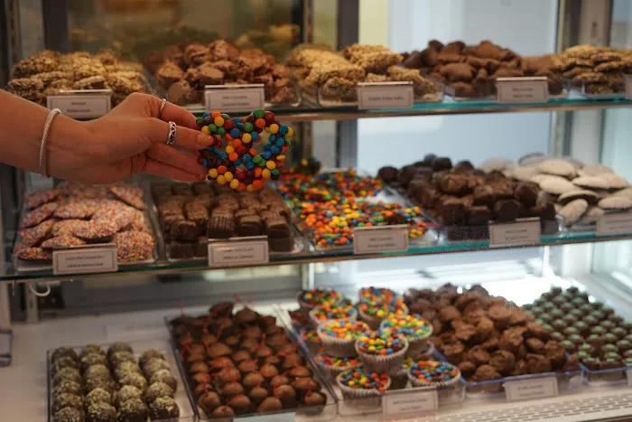 Sweet Melissa's Candy Shoppe Picture 2