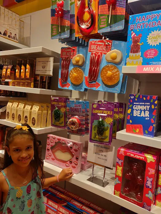 IT'SUGAR Arundel Mills Picture 1