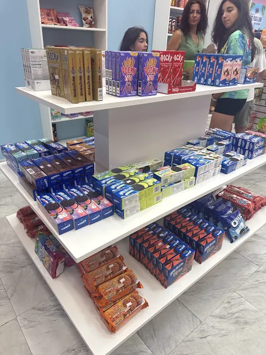 Exotic Snack Guys Picture 2