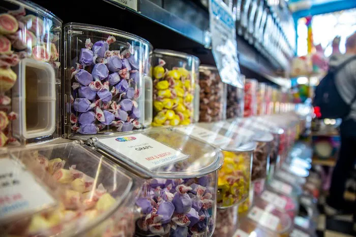 Snyder's Candy Picture 1