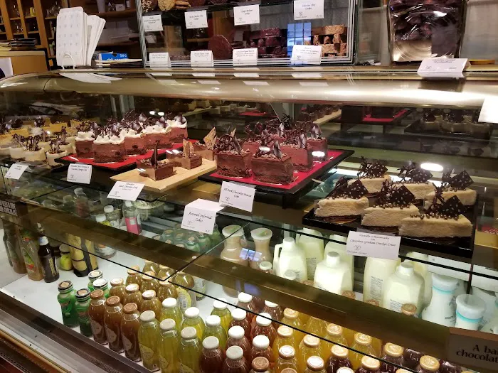 Chocolate Springs Cafe Picture 4