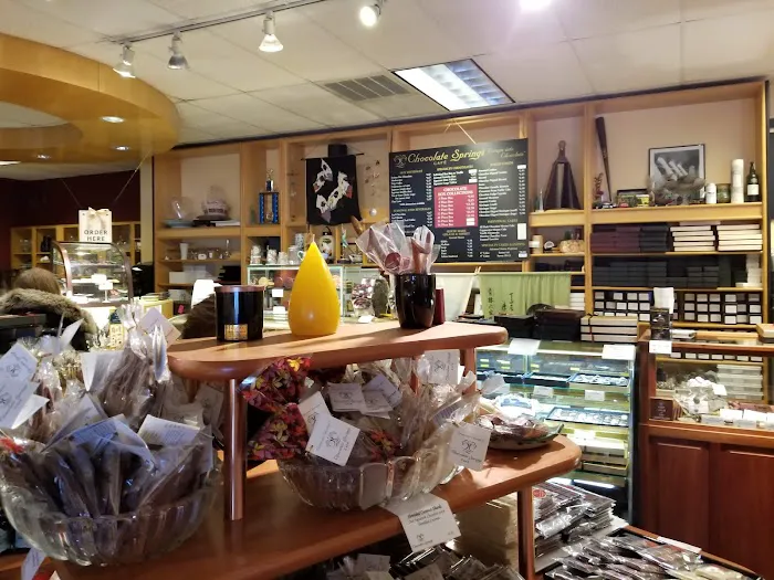 Chocolate Springs Cafe Picture 5