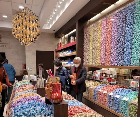 Lindt Chocolate Shop