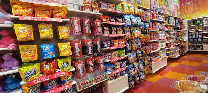 Savannah's Candy Kitchen Picture 1