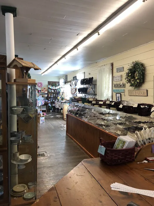 Lisa's Chocolates & Gifts Picture 7
