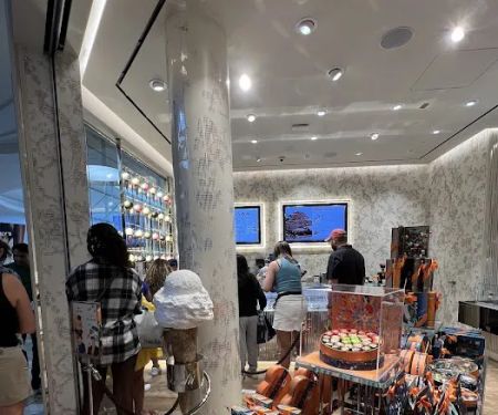 Venchi Chocolate & Gelato Tysons Corner