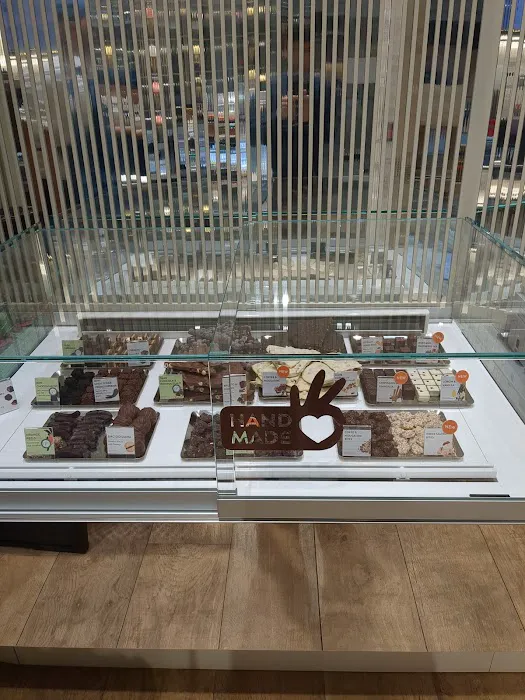 Venchi Chocolate & Gelato Tysons Corner Picture 5