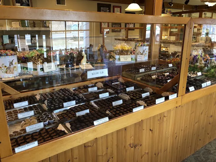 Richardson's Candy Kitchen Picture 6