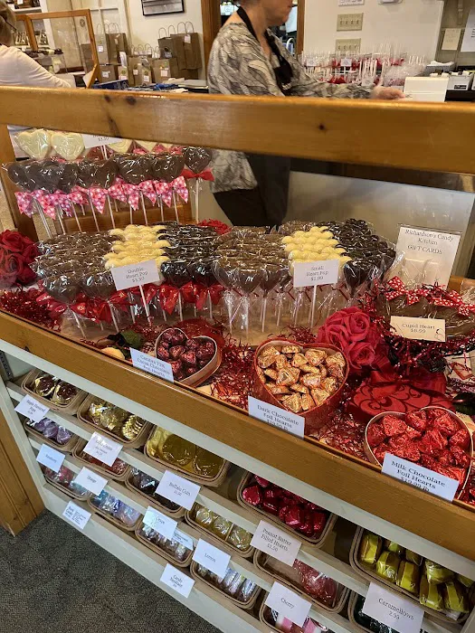 Richardson's Candy Kitchen Picture 5