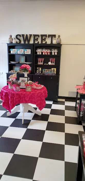 The Newport Sweet Shoppe Picture 7
