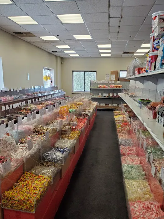 Lady Ann Candies' Candyland Market Picture 2