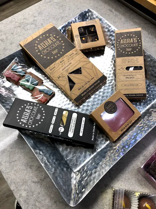 Aura’s Chocolate Bar Picture 4