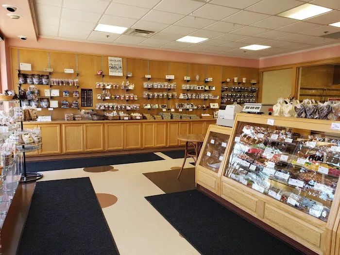 Ye Goodie Shoppe Picture 1