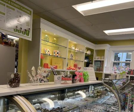 Stuzzi Café & Sweet Shop