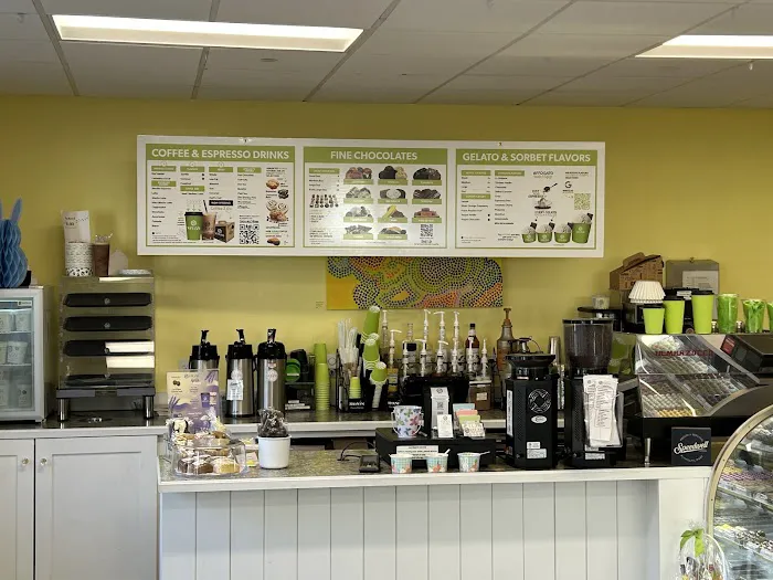 Stuzzi Café & Sweet Shop Picture 6