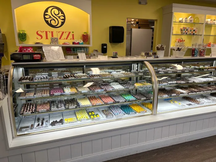 Stuzzi Café & Sweet Shop Picture 7