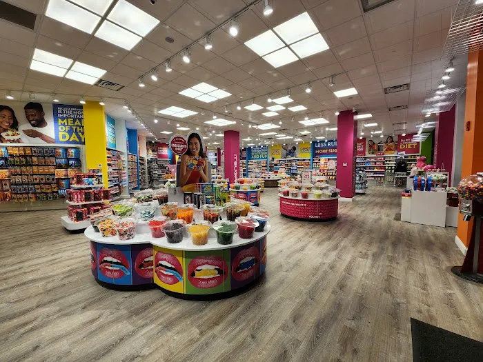 IT'SUGAR Patriot Place Picture 10