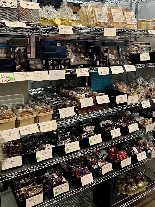 Dancing Bear Chocolate Picture 5