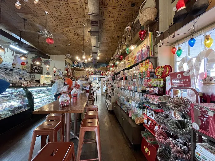 Pat & Toni's Sweet Things Picture 3