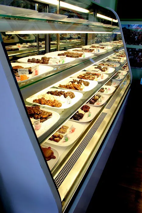 Beachside Candy Co. Picture 2