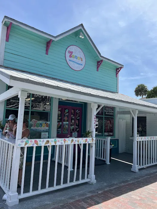 Zeno's Boardwalk Sweet Shop Picture 6