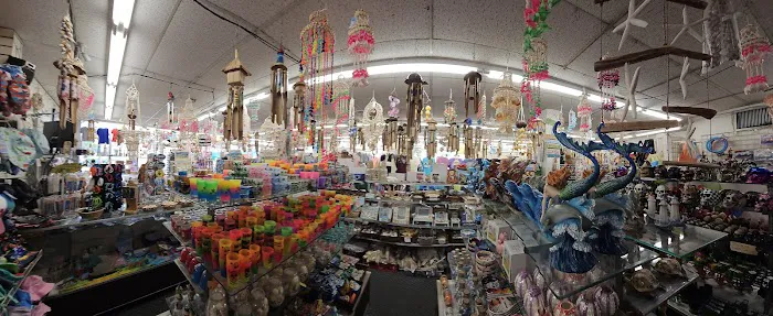Zeno's Boardwalk Sweet Shop Picture 1