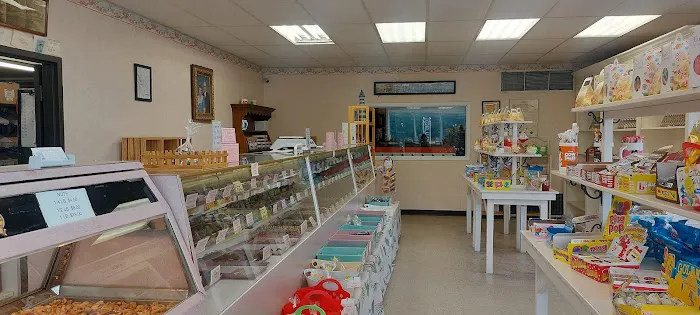 Lucille's Own Make Candies Picture 4