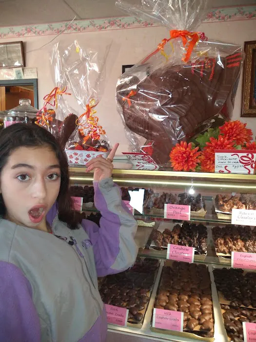 Lucille's Own Make Candies Picture 9